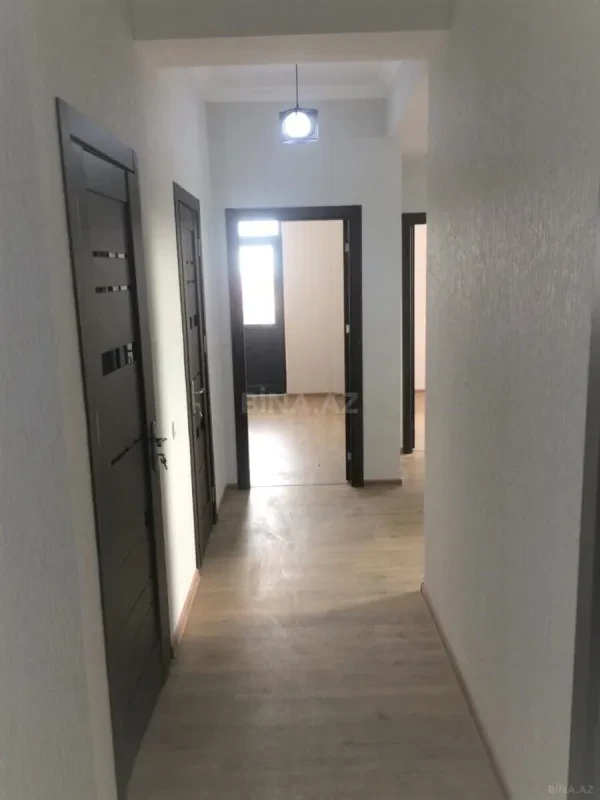 Satılır 4 otaqlı mənzil 94 m²