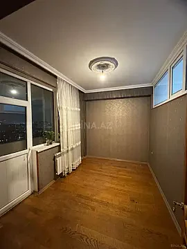 Satılır 3 otaqlı mənzil 82 m²