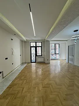 Satılır 4 otaqlı mənzil 117 m²