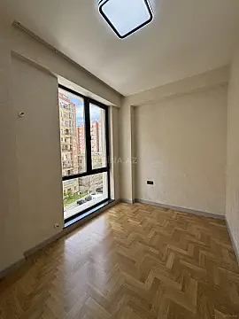 Satılır 4 otaqlı mənzil 117 m²