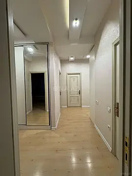 Kirayə verilir 3 otaqlı mənzil 145 m²