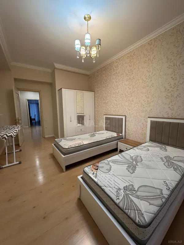 Kirayə verilir 3 otaqlı mənzil 145 m²