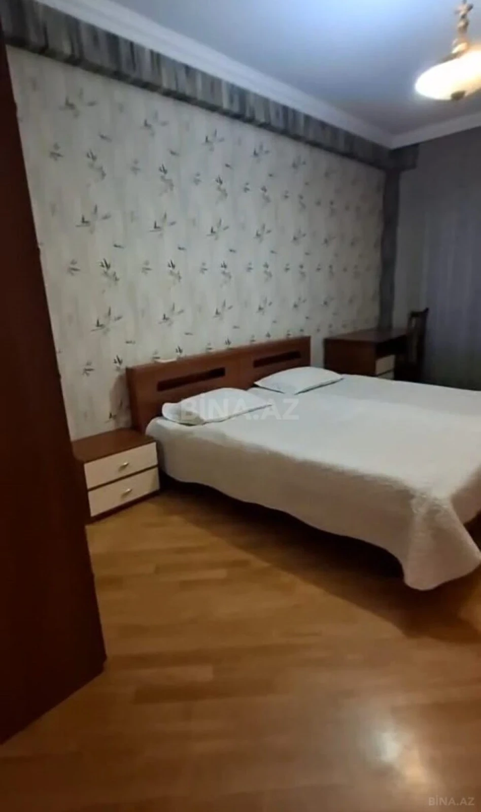 Kirayə verilir 3 otaqlı mənzil 140 m²