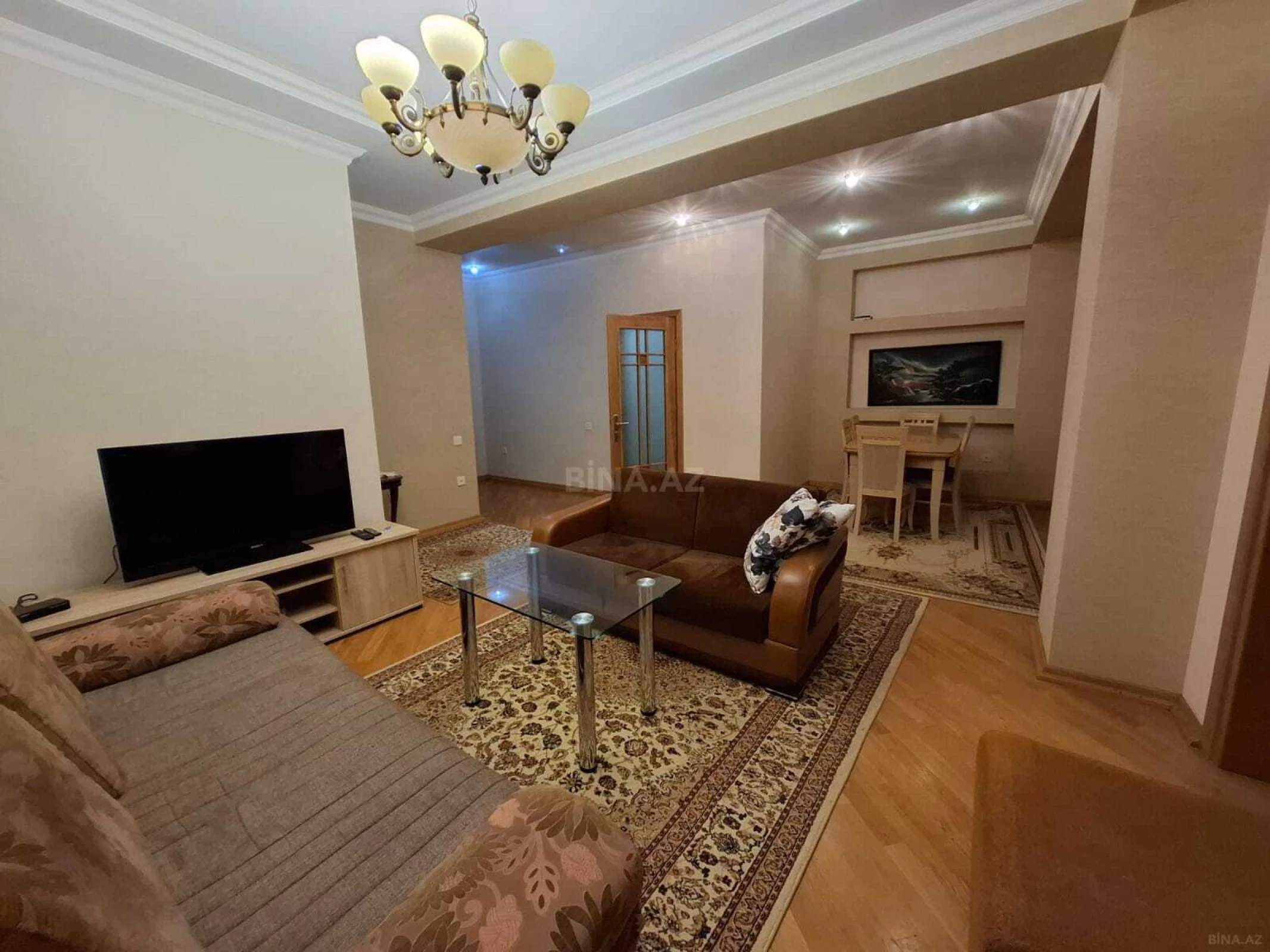 Kirayə verilir 3 otaqlı mənzil 140 m²