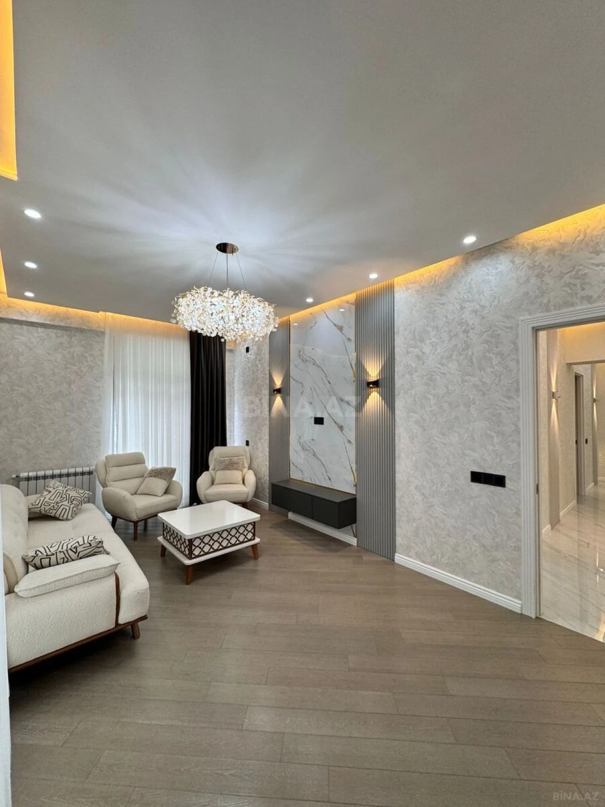 Kirayə verilir 3 otaqlı mənzil 105 m²