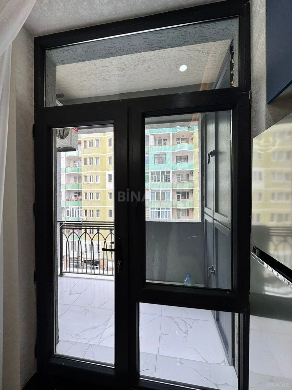 Kirayə verilir 3 otaqlı mənzil 105 m²