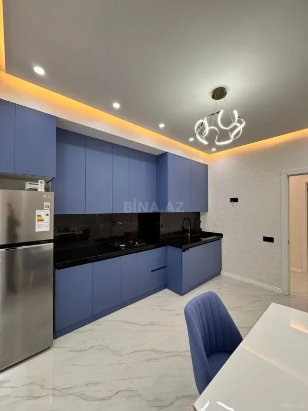 Kirayə verilir 3 otaqlı mənzil 105 m²
