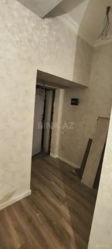 Satılır 2 otaqlı mənzil 74 m²
