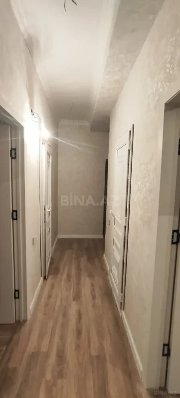 Satılır 2 otaqlı mənzil 74 m²
