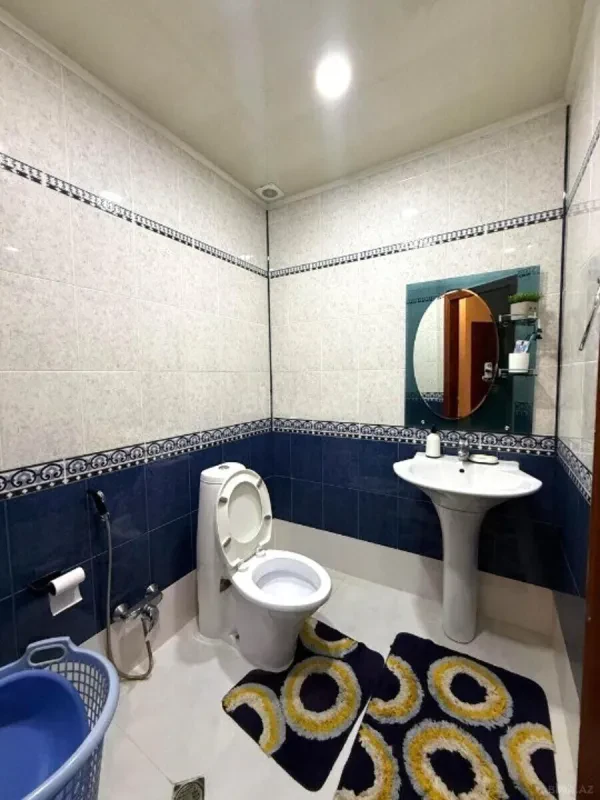 Satılır 4 otaqlı mənzil 165 m²