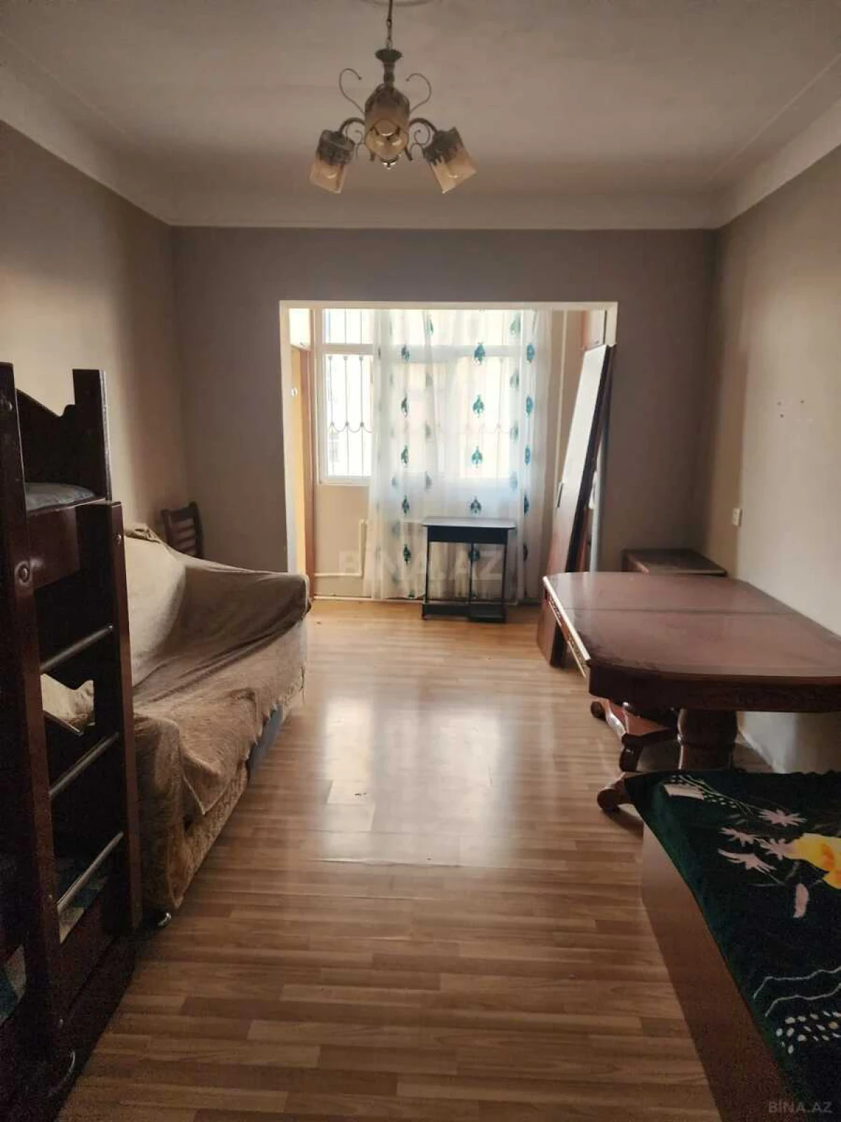 Satılır 2 otaqlı mənzil 68 m²