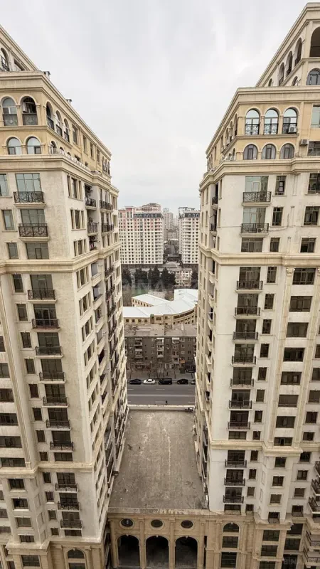 Kirayə verilir 2 otaqlı mənzil 75 m²