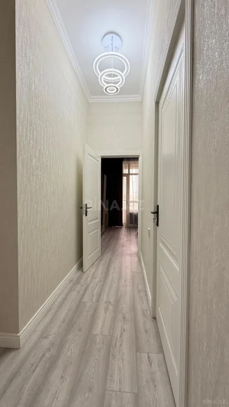 Kirayə verilir 2 otaqlı mənzil 75 m²
