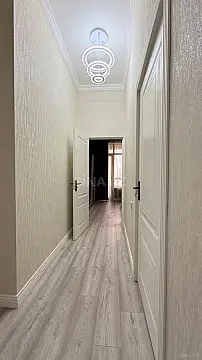 Kirayə verilir 2 otaqlı mənzil 75 m²
