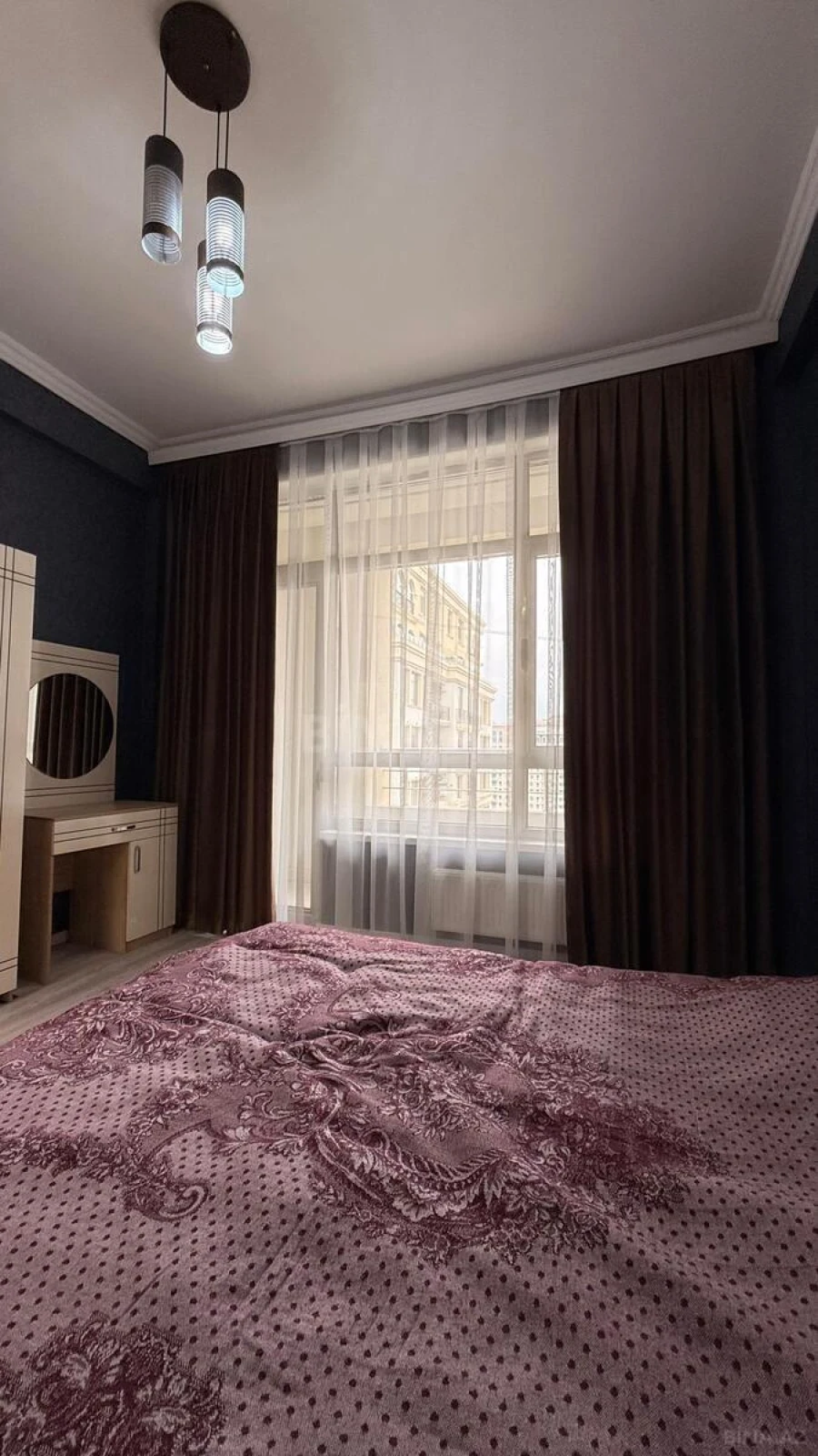 Kirayə verilir 2 otaqlı mənzil 75 m²
