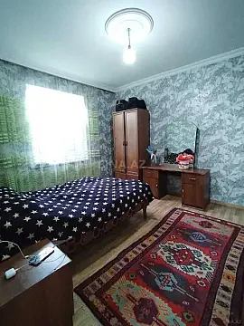 Satılır 4 otaqlı həyət evi 160 m²