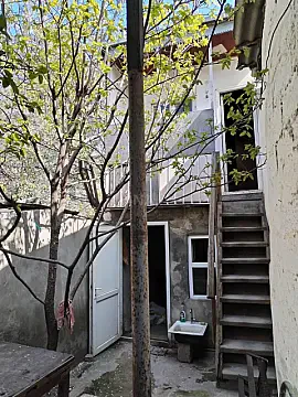 Satılır 6 otaqlı həyət evi 130 m² — Bakı, Nərimanov 6 otaq 130.00 m²