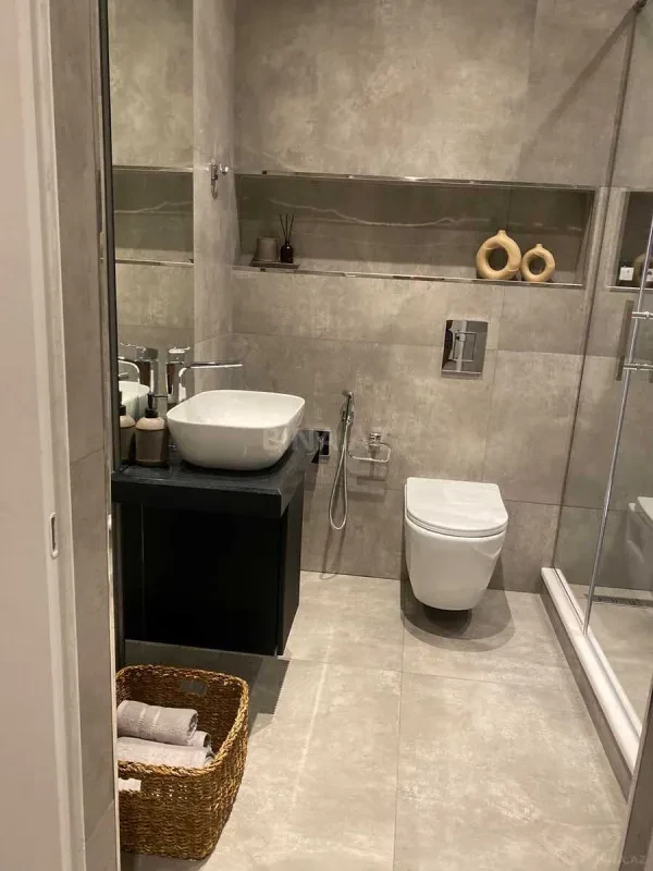 Kirayə verilir 3 otaqlı mənzil 120 m²