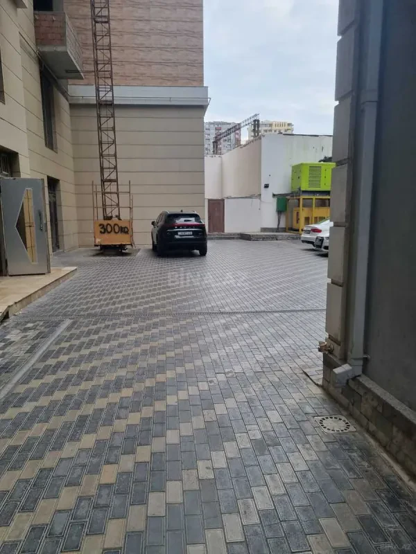 Kirayə verilir 3 otaqlı mənzil 120 m²