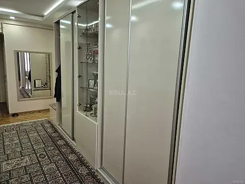 Satılır 3 otaqlı mənzil 95 m²