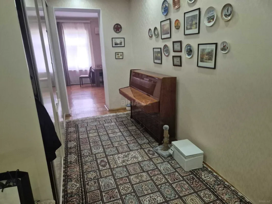 Satılır 3 otaqlı mənzil 95 m²