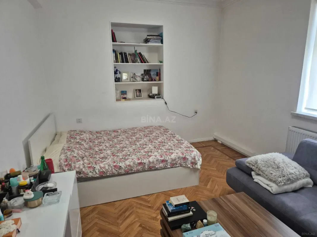 Satılır 3 otaqlı mənzil 95 m²