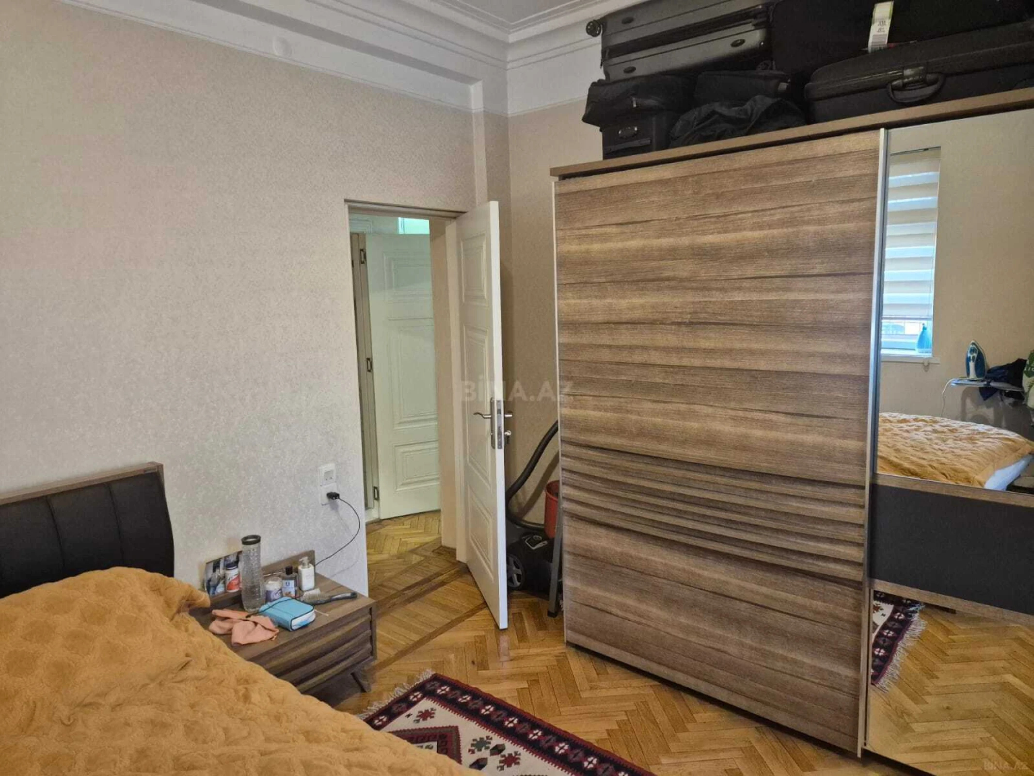 Satılır 3 otaqlı mənzil 95 m²