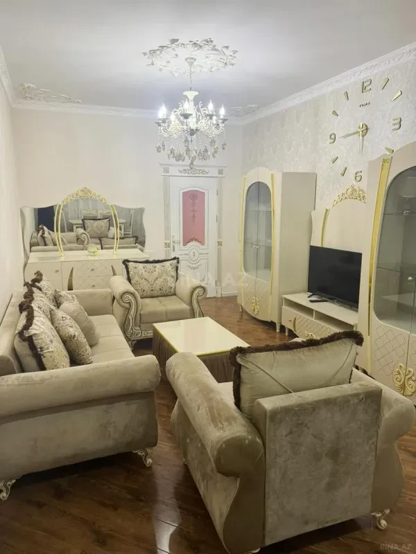 Kirayə verilir 2 otaqlı mənzil 65 m²
