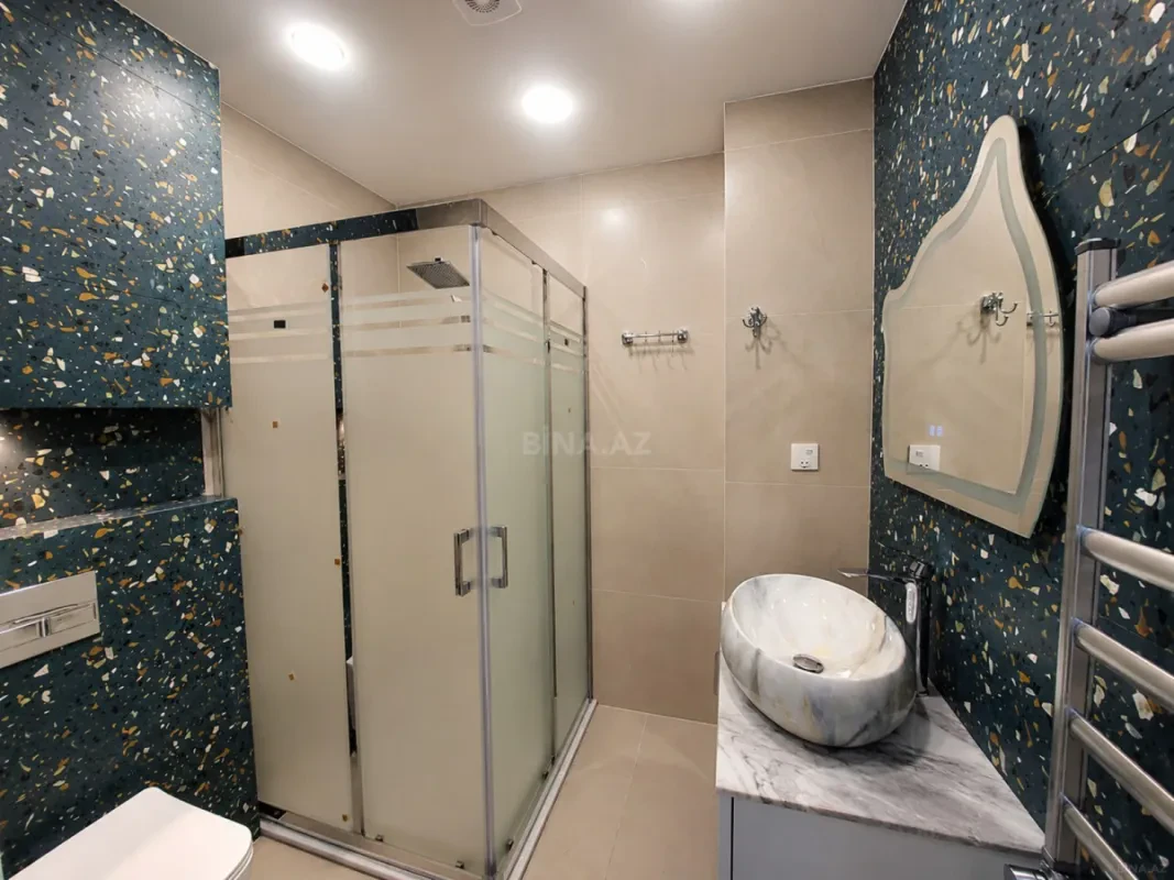 Satılır 2 otaqlı mənzil 70 m²