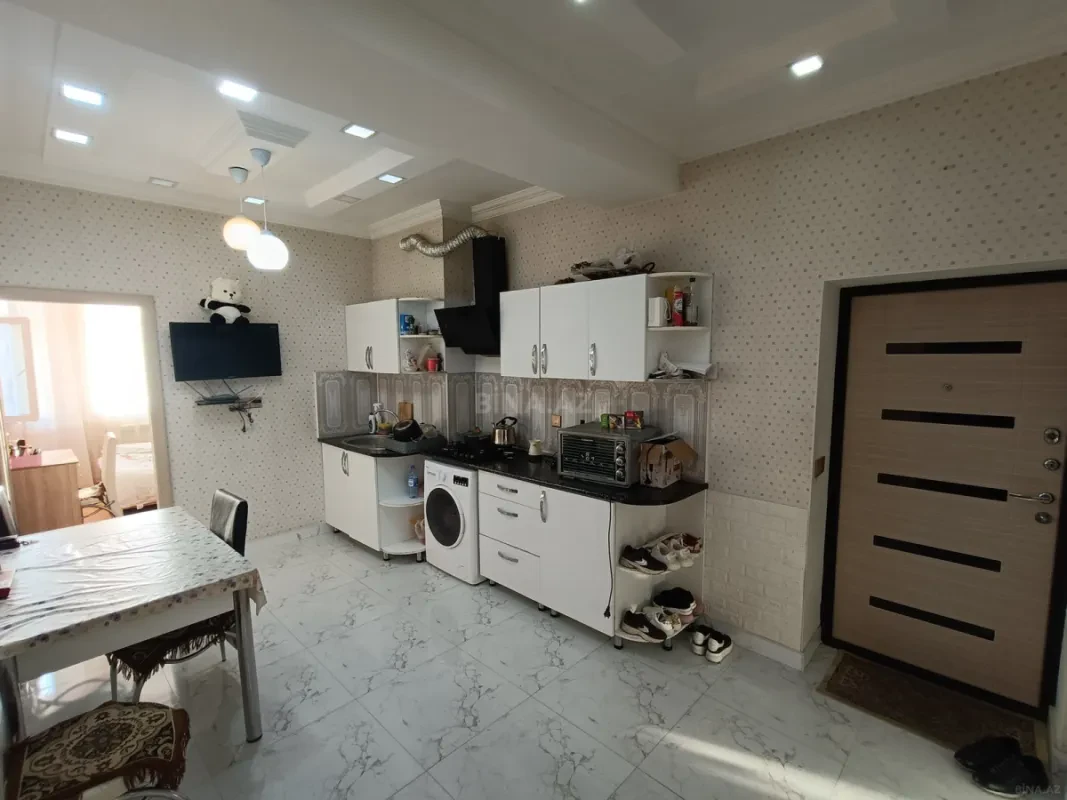 Kirayə verilir 2 otaqlı mənzil 70 m²