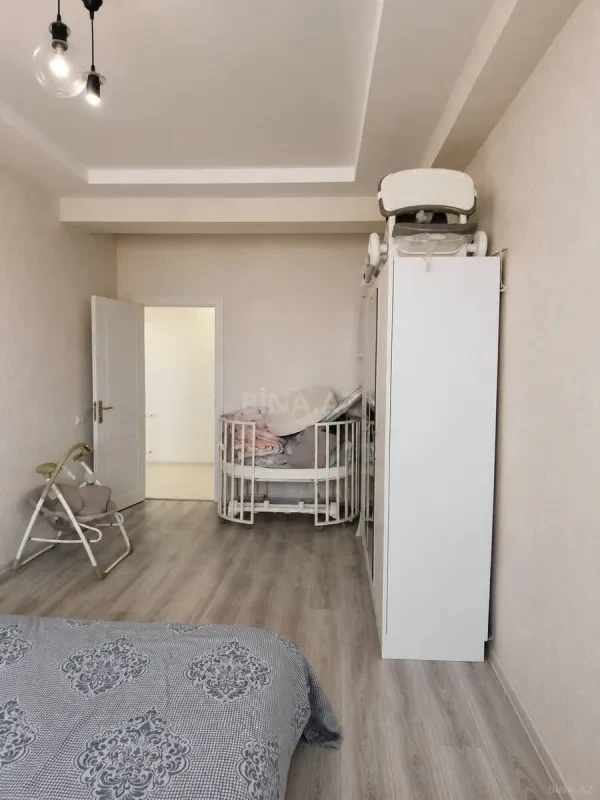 Satılır 2 otaqlı mənzil 70 m²