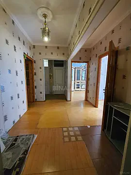 Kirayə verilir 4 otaqlı mənzil 80 m² — Bakı, Yeni Günəşli 4 otaq 80.00 m²
