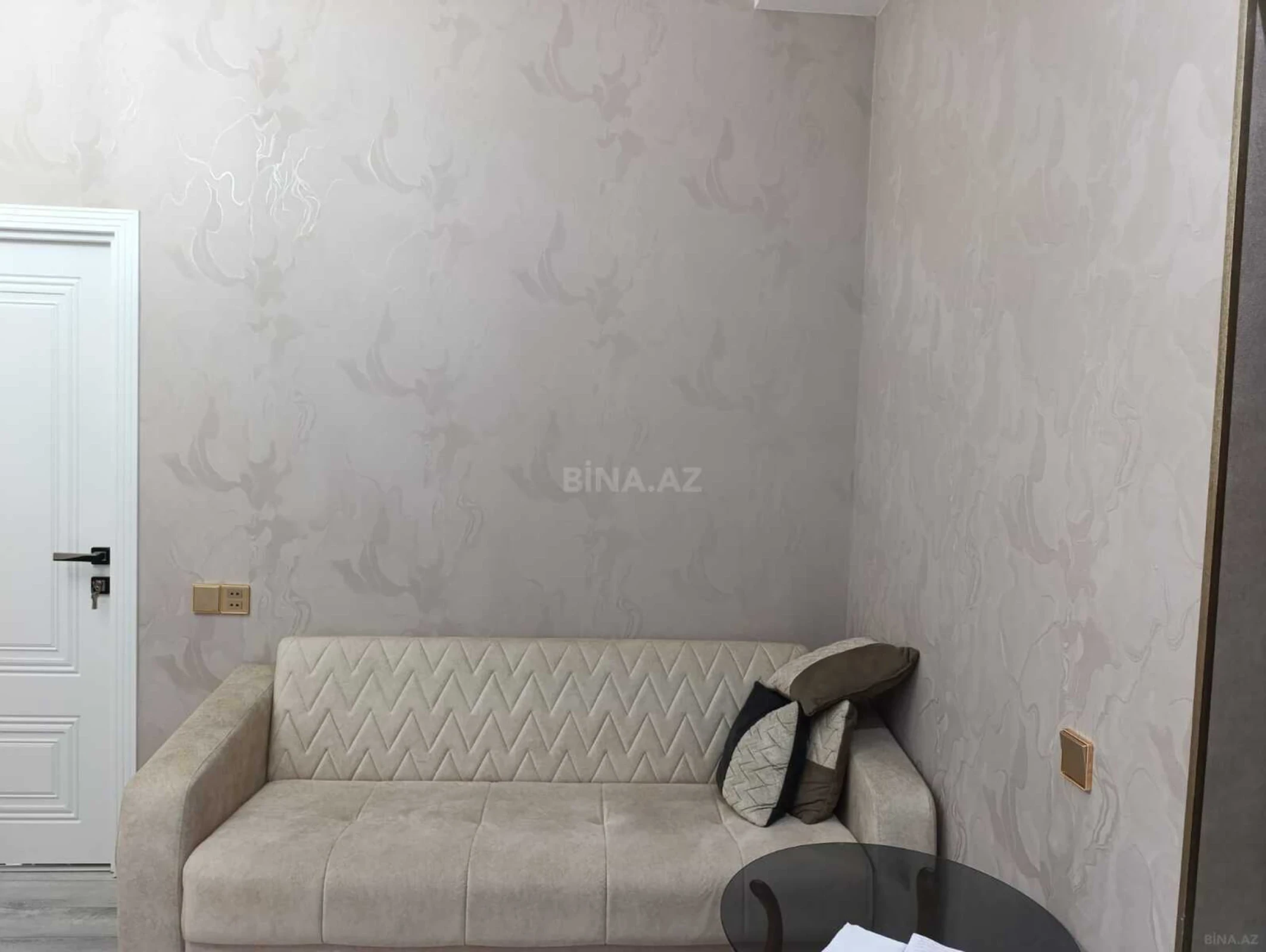 Satılır 2 otaqlı mənzil 60 m²