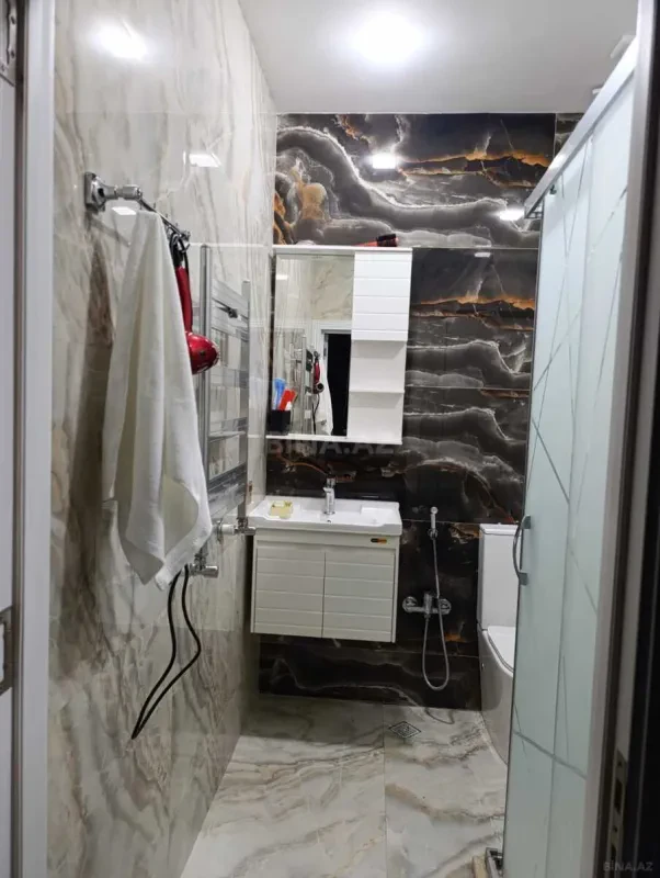 Satılır 2 otaqlı mənzil 60 m²