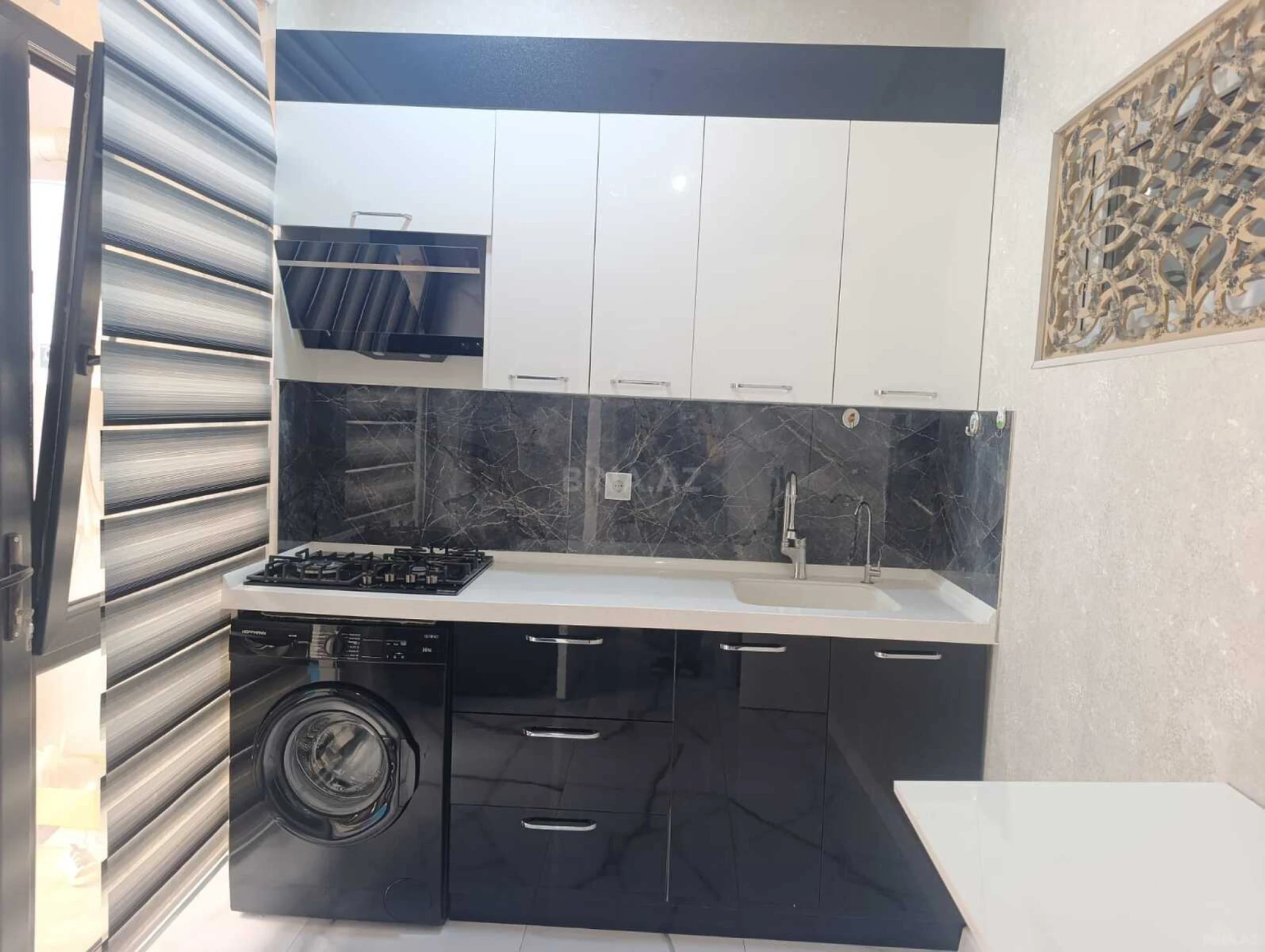 Satılır 2 otaqlı mənzil 60 m²