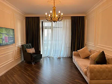 Kirayə verilir 2 otaqlı mənzil 65 m²