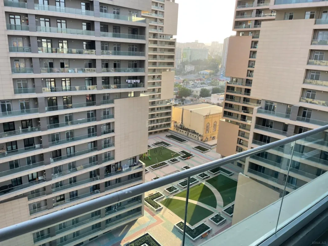 Kirayə verilir 2 otaqlı mənzil 65 m²