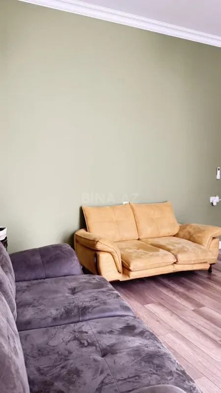 Kirayə verilir 2 otaqlı mənzil 85 m²