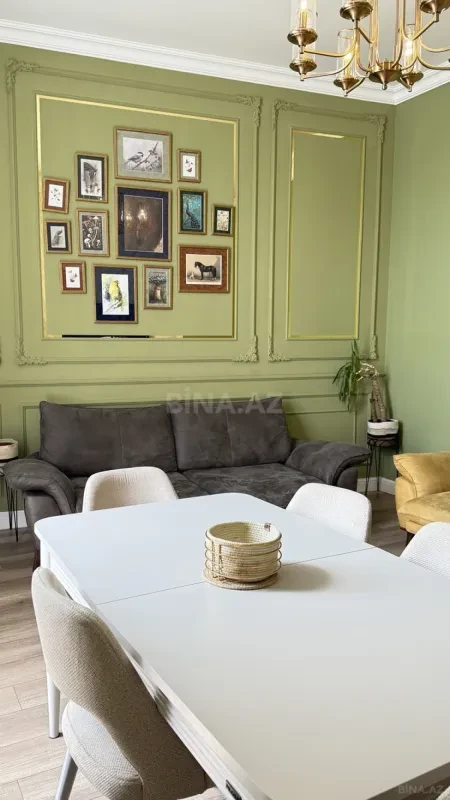 Kirayə verilir 2 otaqlı mənzil 85 m²