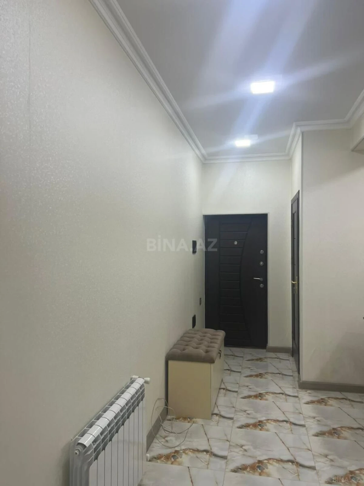 Kirayə verilir 2 otaqlı mənzil 65 m²
