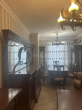 Kirayə verilir 2 otaqlı mənzil 65 m²
