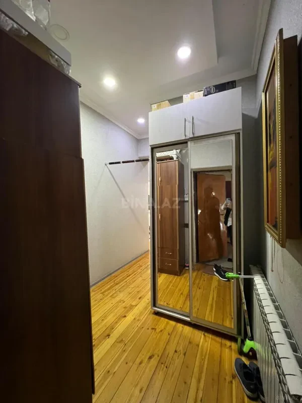 Satılır 2 otaqlı mənzil 57 m²