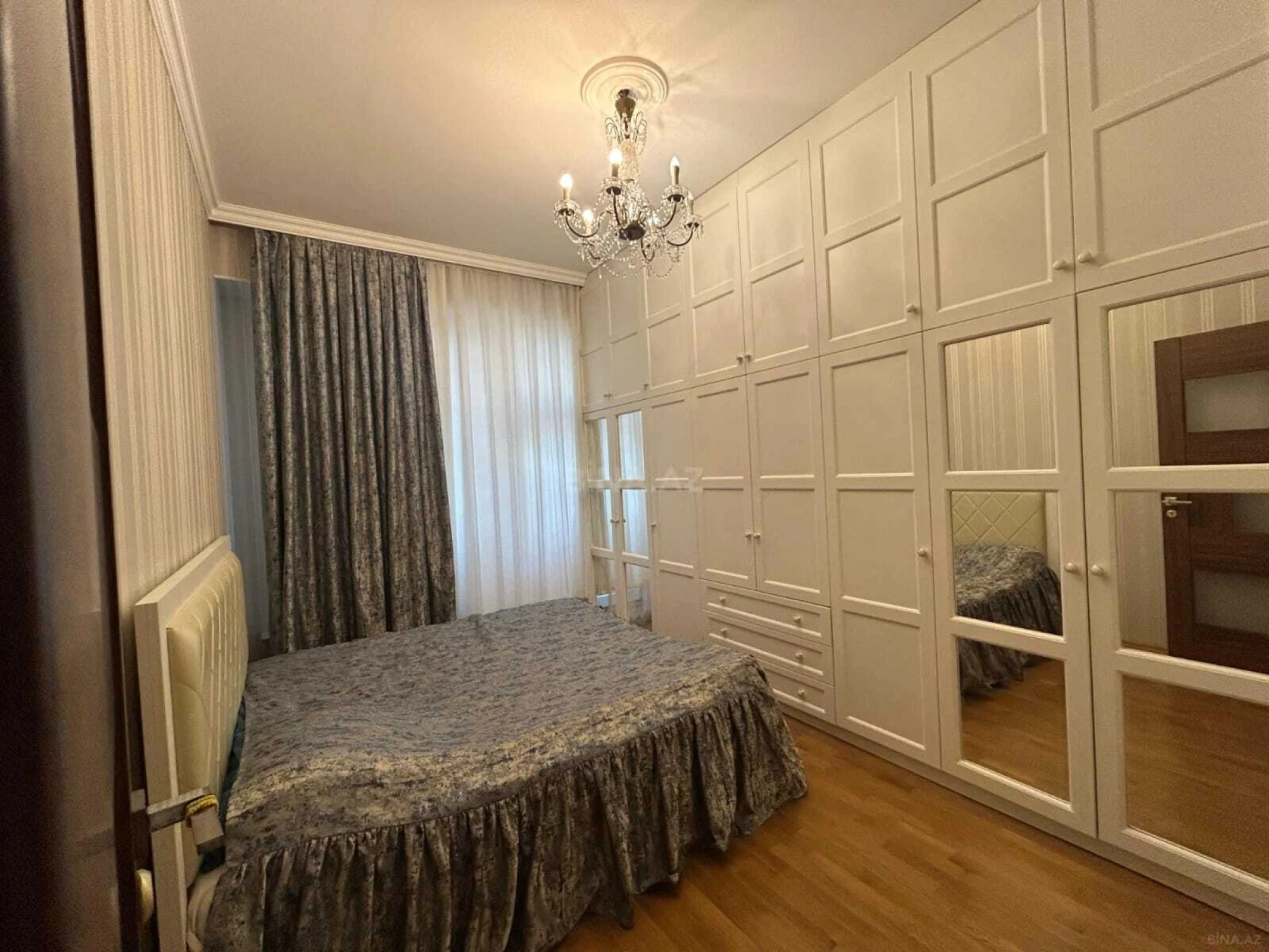Satılır 3 otaqlı mənzil 100 m²