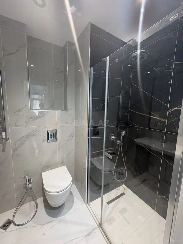 Kirayə verilir 2 otaqlı mənzil 60 m²