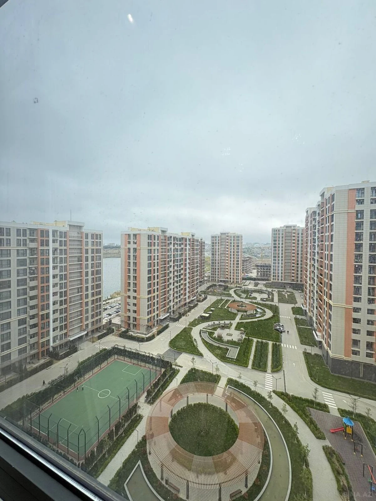 Kirayə verilir 2 otaqlı mənzil 60 m²