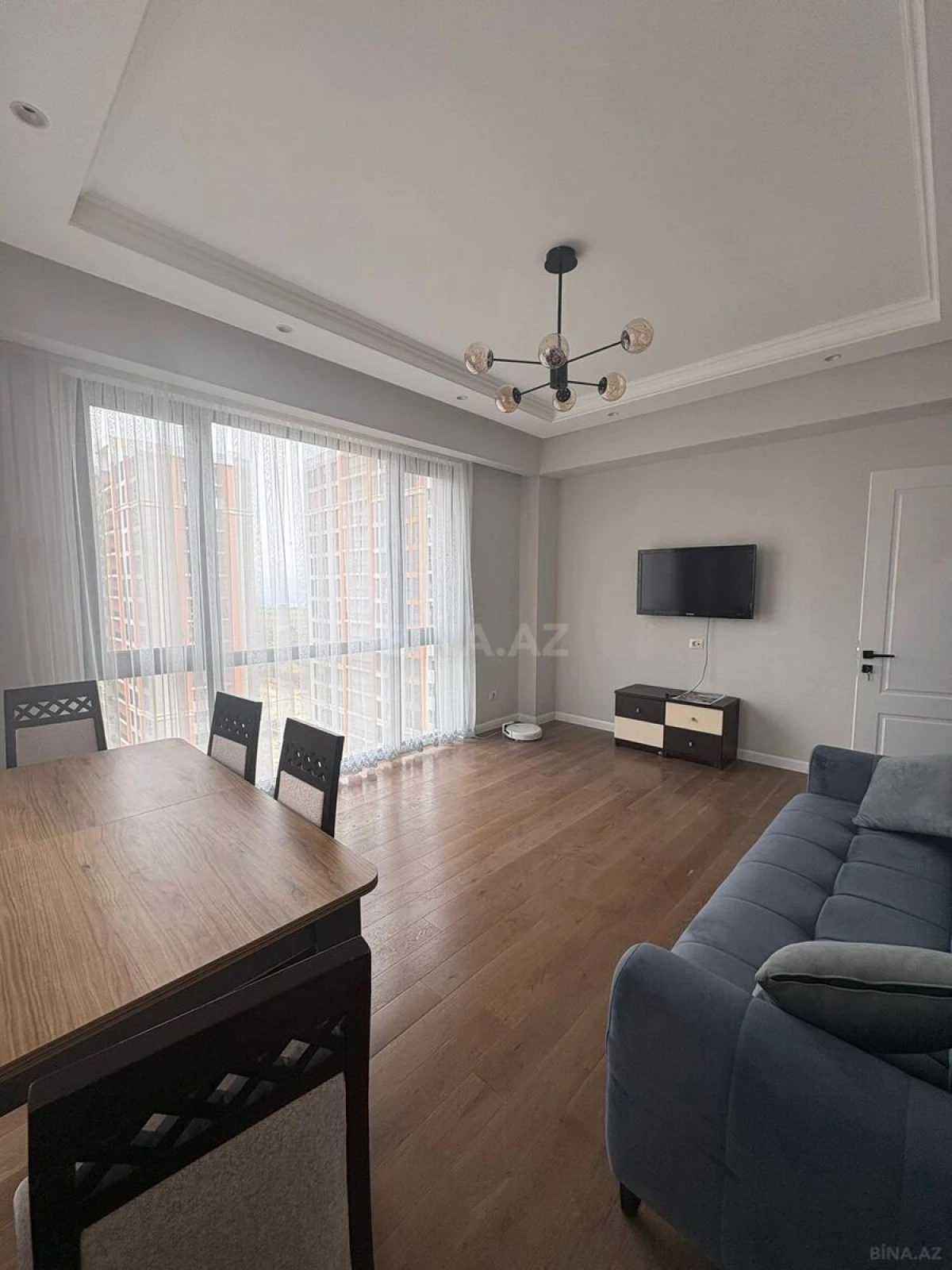 Kirayə verilir 2 otaqlı mənzil 60 m²