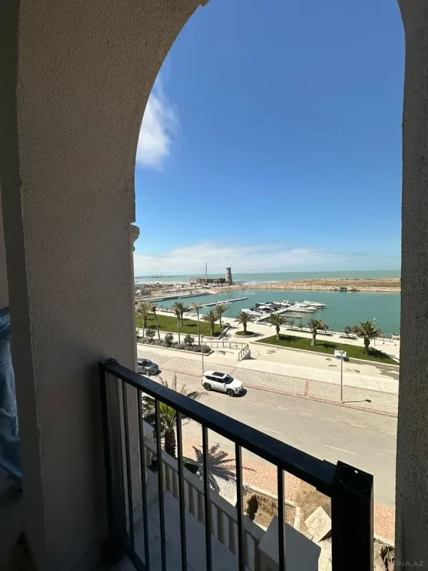 Satılır 2 otaqlı mənzil 65.5 m²