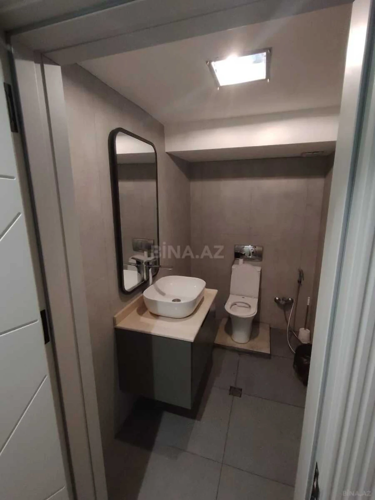 Kirayə verilir 3 otaqlı ofis 130 m²