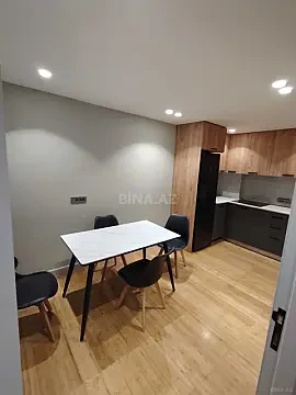 Kirayə verilir 3 otaqlı ofis 130 m²