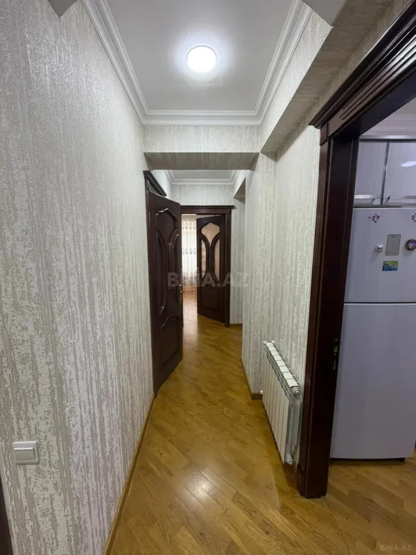 Satılır 3 otaqlı mənzil 107 m²